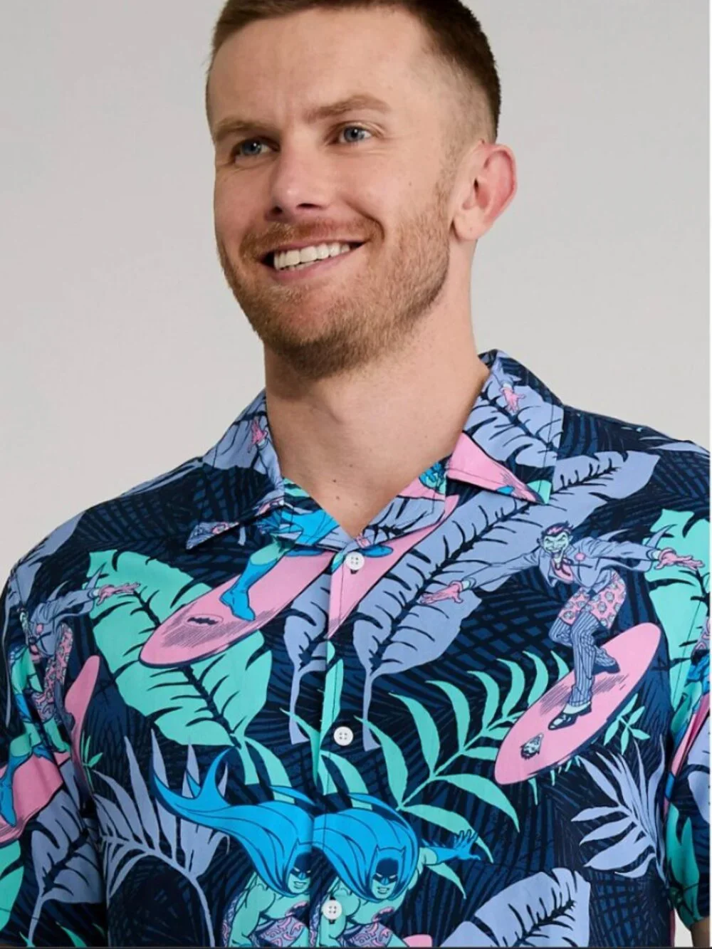 NEW Batman Graphic Hawaiian Shirt Floral Resort Button up Men's Size S Small Sho